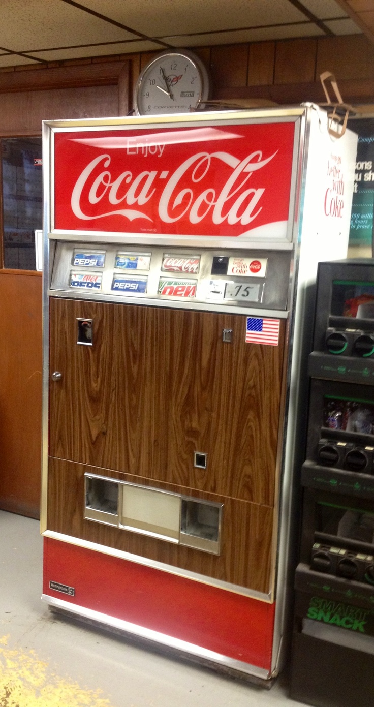 Vintage Coca-Cola Machine Display